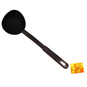  Половник пластиковый 100мл Хозяюшка